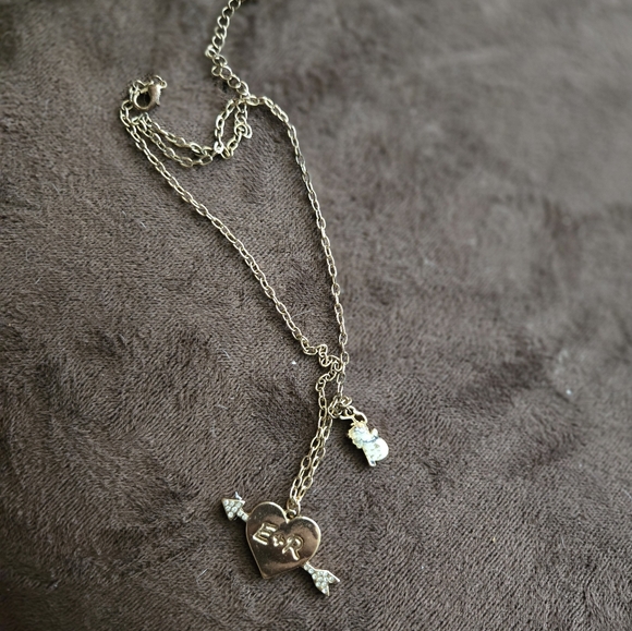 Princess And The Frog Gold Heart Necklace with Arrow Charm - Picture 2 of 3